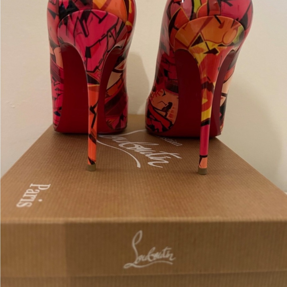 Christian Louboutin Pigalle Follies 100 Pat Metrograf Multicolor Graphic Heels - Picture 8 of 11